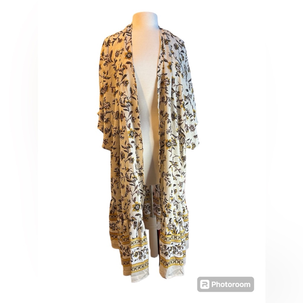NWT L/XL Time and Tru Kimono